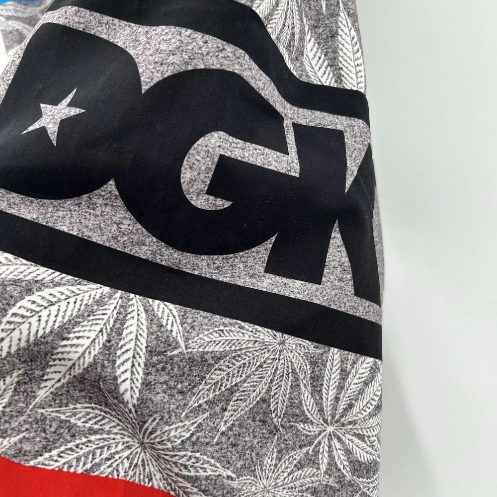 DGK Mens 32 Cannabis Weed Leaf Print Board Shorts Heather Gray Skate Streetwear